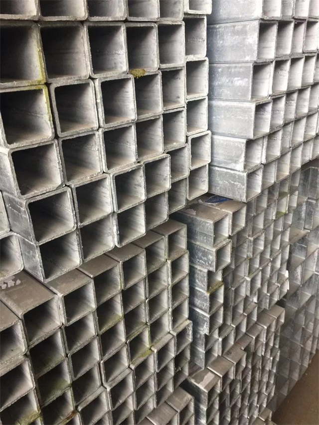 低合金 Q355B 东港东港东港镀锌无缝方管 工程专用无缝东港东港东港镀锌方管